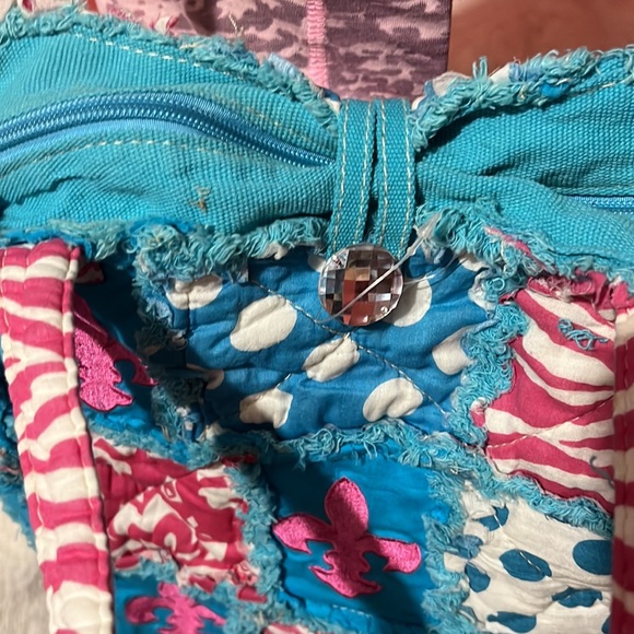 Cute Patch Work Purse - Picture 4 of 5